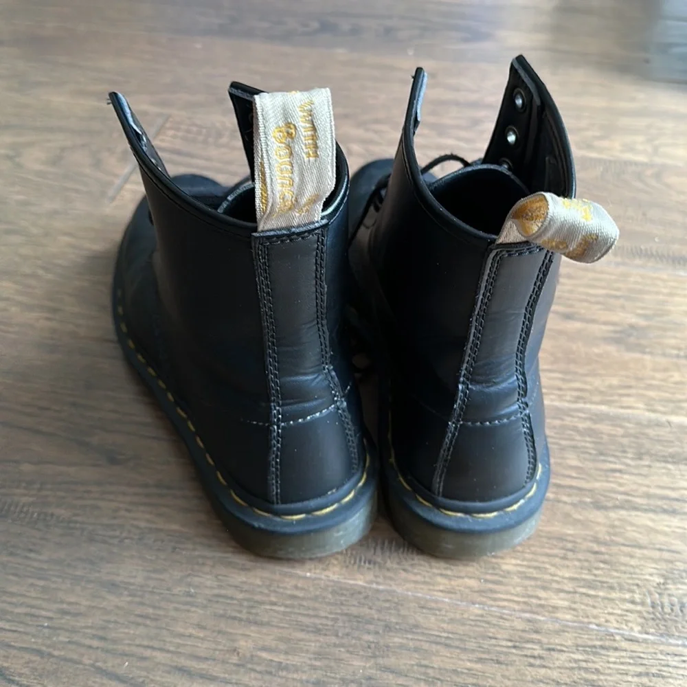 COPY - Dr.martins boots - Picture 2 of 5